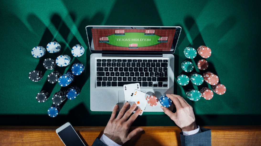 Texas Hold'em table at an online casino